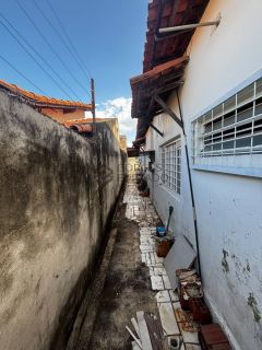 Casa Para Vender 3 suítes no bairro SANTA ISABEL em Teresina