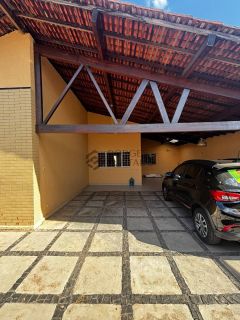 Casa Para Vender 3 suítes no bairro SANTA ISABEL em Teresina