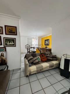 Casa Para Vender com 3 suítes no bairro SÃO CRISTÓVÃO em Teresina