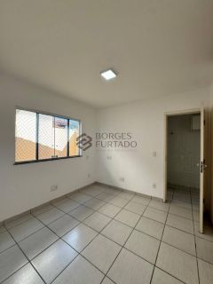 Casa de Condomínio Para Alugar com 4 quartos 2 suítes no bairro ININGA em Teresina