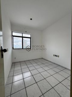 Apartamento Para Vender com 3 quartos 1 suítes no bairro SÃO CRISTÓVÃO em Teresina