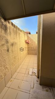 Casa mobiliada à venda na Piçarreira, em Teresina | 3 quartos, 2 suítes e edícula