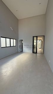 Casa de Condomínio Para Vender com 3 quartos 3 suítes no bairro NOVO URUGUAI em Teresina