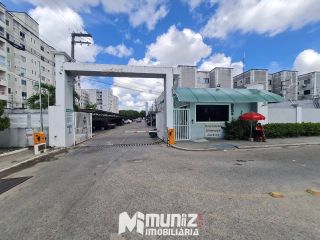 Apartamento Para Alugar com 2 quartos no Condomínio Alamedas Jardins