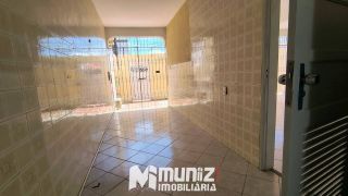 Aluga-se Excelente Casa na Rua Silverio Fontes - Bairro Suíssa