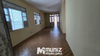 Aluga-se Excelente Casa na Rua Silverio Fontes - Bairro Suíssa