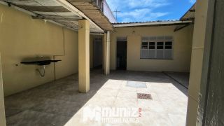 Aluga-se Excelente Casa na Rua Silverio Fontes - Bairro Suíssa