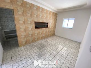 ALUGA- SE CASA COM 2 PAVIMENTOS NA BARRA DOS COQUEIROS
