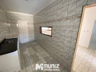 ALUGA- SE CASA COM 2 PAVIMENTOS NA BARRA DOS COQUEIROS