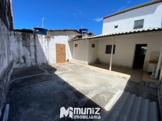 ALUGA- SE CASA COM 2 PAVIMENTOS NA BARRA DOS COQUEIROS