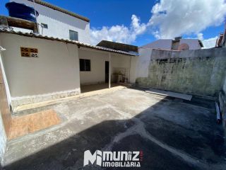 ALUGA- SE CASA COM 2 PAVIMENTOS NA BARRA DOS COQUEIROS