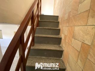 ALUGA- SE CASA COM 2 PAVIMENTOS NA BARRA DOS COQUEIROS