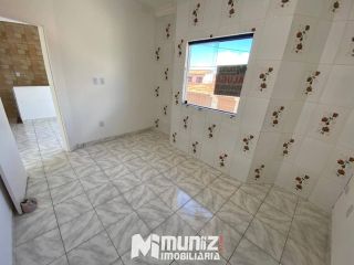 ALUGA- SE CASA COM 2 PAVIMENTOS NA BARRA DOS COQUEIROS