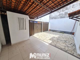 Casa Para Alugar no bairro Jabotiana em Aracaju