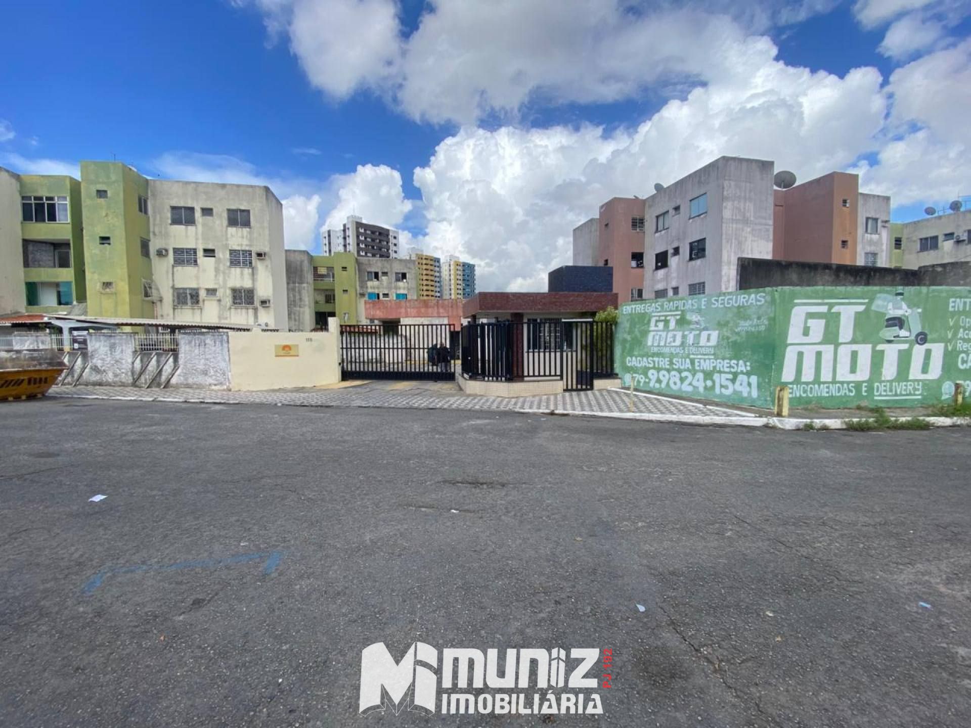 ALUGA-SE APTO NO COND. SOLARES - BAIRRO GRAGERU