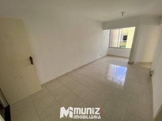 ALUGA-SE APTO NO COND. SOLARES - BAIRRO GRAGERU