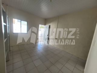 CASA NA RUA CORONEL FAUSTO ALVES