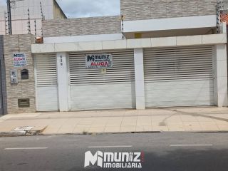 Casa Para Alugar com 3 quartos 1 suítes no bairro Jabotiana em Aracaju