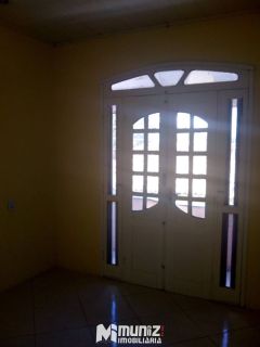 Imóvel à Venda – 2 Pavimentos no Centro de Itaporanga