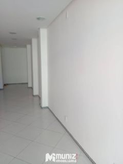 Imóvel à Venda – 2 Pavimentos no Centro de Itaporanga