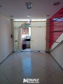 Imóvel à Venda – 2 Pavimentos no Centro de Itaporanga