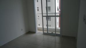 Apartamento Para Alugar com 3 quartos 1 suítes no bairro Farolândia em Aracaju
