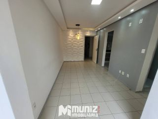 Apartamento à Venda com Varanda - Condomínio Verde Vida