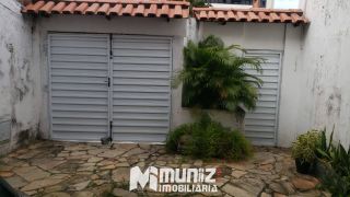 VENDE-SE CASA RUA SENADOR ROLLEMBERG - SAO JOSE