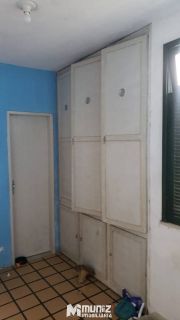 VENDE-SE CASA RUA SENADOR ROLLEMBERG - SAO JOSE