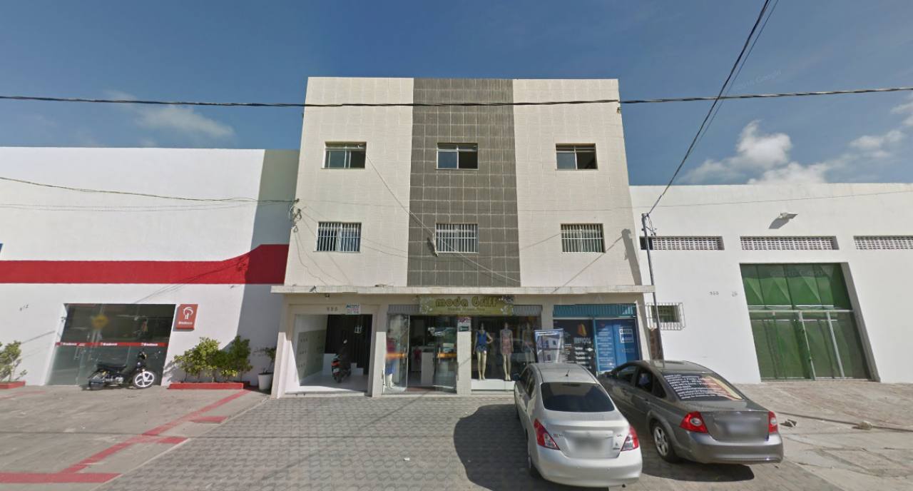 ALUGA-SE APARTAMENTO NA AV. OCEÂNICA