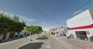 ALUGA-SE APARTAMENTO NA AV. OCEÂNICA