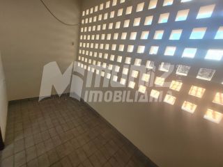 ALUGA-SE CASA NA P/SUPERIOR DA RUA ARNALDO DANTAS