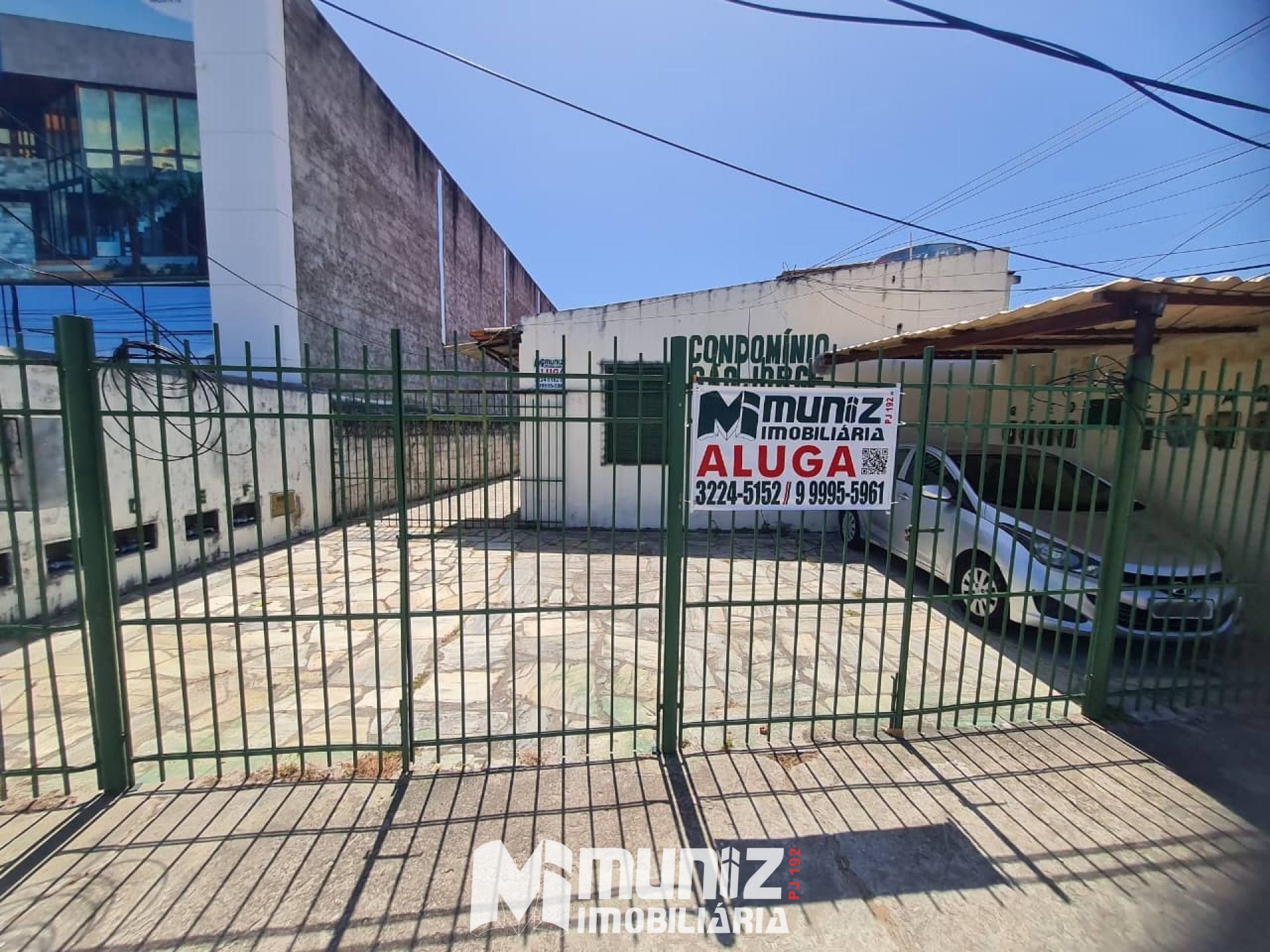 Casa Disponível para Aluguel na atalaia