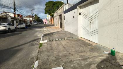 CASA NA RUA JOSÉ PACHECO