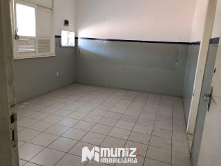 Aluga-se Prédio Comercial com 22 Salas – Bairro São José!