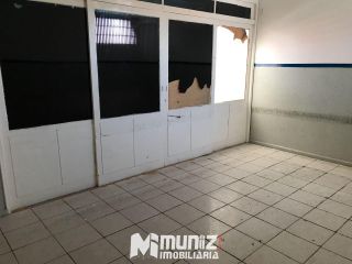 Aluga-se Prédio Comercial com 22 Salas – Bairro São José!