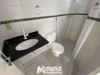 ALUGA-SE CASA  C/ 02 PAV.- RUA PROMOTOR ARQUIBALDO MENDONÇA