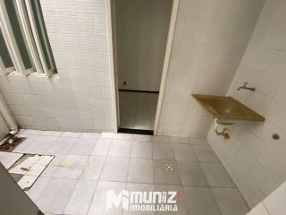 ALUGA-SE CASA  C/ 02 PAV.- RUA PROMOTOR ARQUIBALDO MENDONÇA