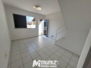 Casa Com 2 Pavimentos Para Alugar No Condomínio Mais Viver Índico - São Cristovão