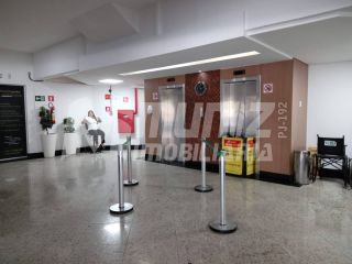 VENDE-SE ÓTIMA SALA COMERCIAL LOCALIZADA NO BAIRRO SÃO JOSÉ