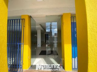 ALUGA-SE EXCELENTE PONTO COMERCIAL NA AV. HERMES FONTES