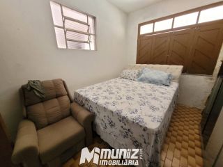 OPORTUNIDADE ÚNICA: VENDE-SE EXCELENTE CASA COM 2 PAVIMENTOS