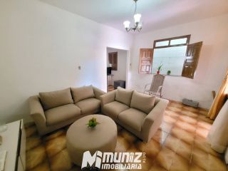 OPORTUNIDADE ÚNICA: VENDE-SE EXCELENTE CASA COM 2 PAVIMENTOS
