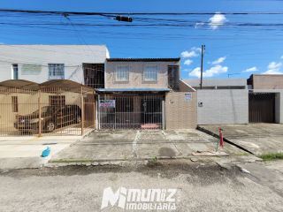 OPORTUNIDADE ÚNICA: VENDE-SE EXCELENTE CASA COM 2 PAVIMENTOS