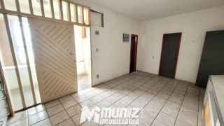 VENDE-SE CASA ÓTIMA PARA COMÉRCIO NO BAIRRO ÁMERICA