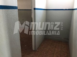 VENDE-SE PRÉDIO COMERCIAL  COM 22 SALAS, FUNCIONAVA UMA ESCOLA NA RUA SOCORRO