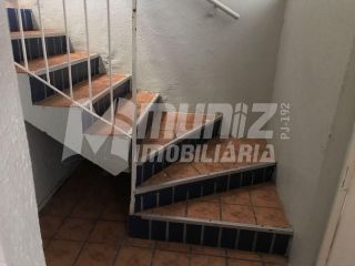 VENDE-SE PRÉDIO COMERCIAL  COM 22 SALAS, FUNCIONAVA UMA ESCOLA NA RUA SOCORRO