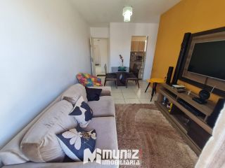 ALUGA-SE ÓTIMO APTO. MOBILIADO NO COND. BARRA CLUB 2 RESIDENCE