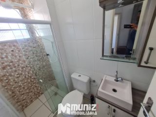 ALUGA-SE ÓTIMO APTO. MOBILIADO NO COND. BARRA CLUB 2 RESIDENCE