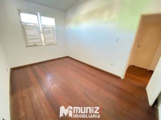 Aluga-se Casa com 2 Pavimentos no Bairro Salgado Filho!